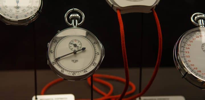 , A voir   : Porsche : lance une montre connecte de luxe avec TAG Heuer